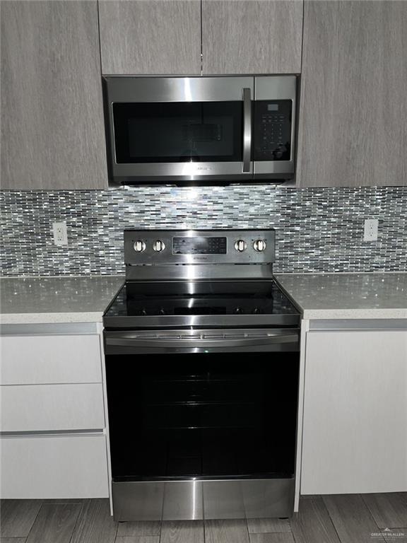 Foto del edificio - 805 W Garrison Dr