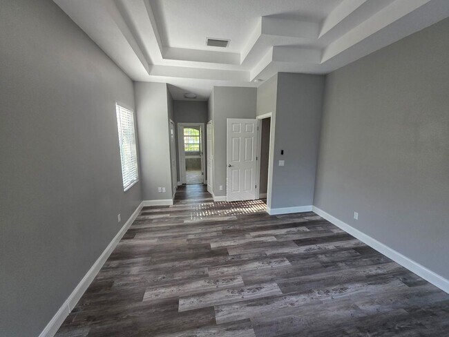 Foto del edificio - Newly remodeled 3146sf with 4 bedroom and ...