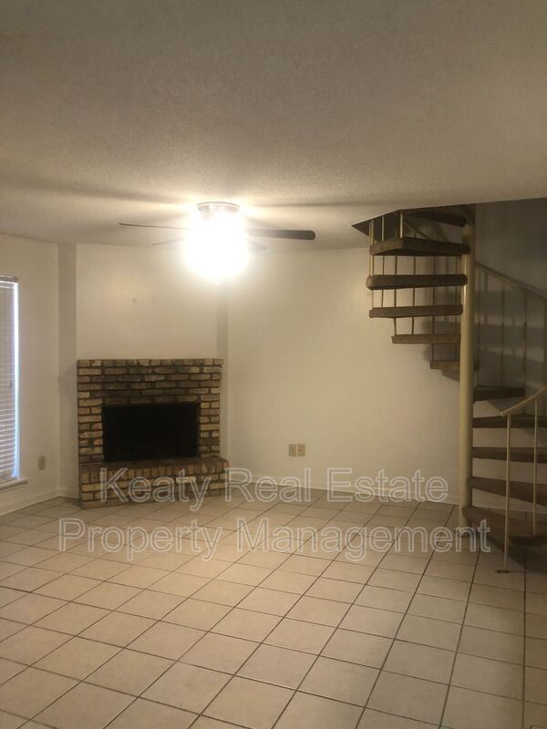 Building Photo - 111 Shekel Dr