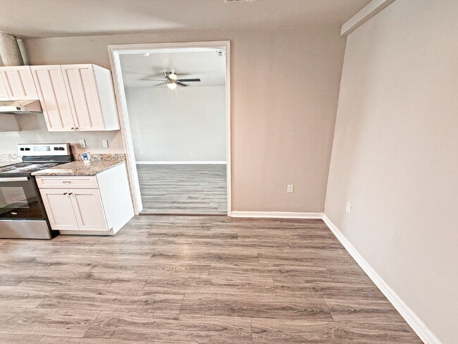 Foto del edificio - 232 Cornell Ave