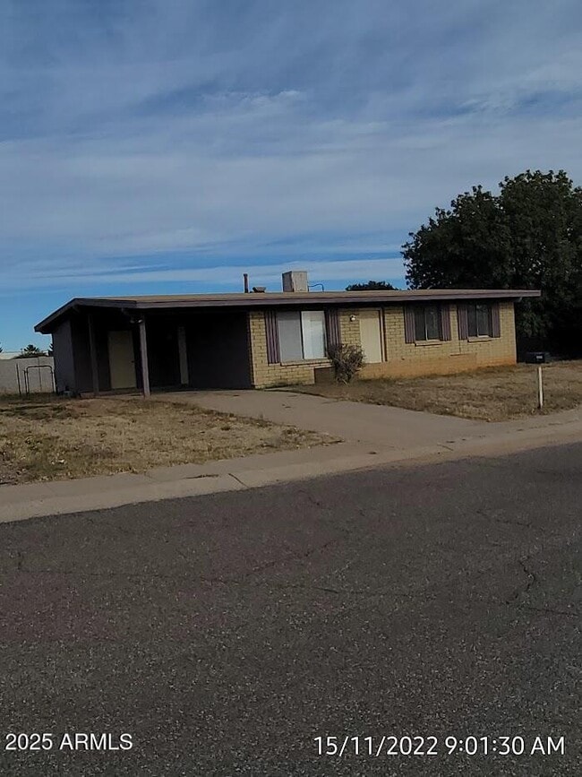 Building Photo - 1172 Ocotillo Dr