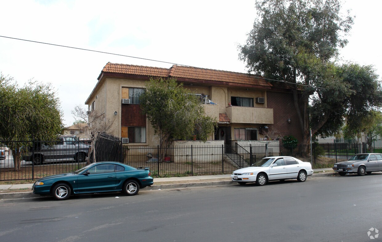 Foto del edificio - 15251 Sunburst St