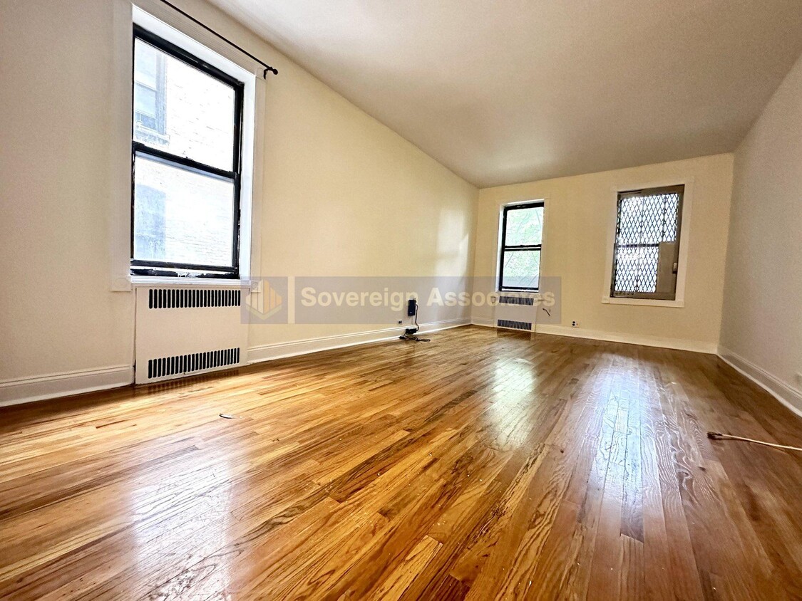 55 Cooper Street - Room for Rent in New York, NY | Apartments.com