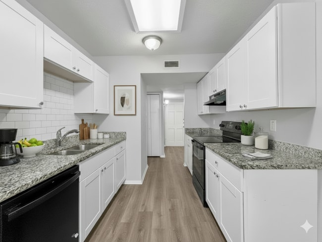 Building Photo - 7445 Emory Oak Ln