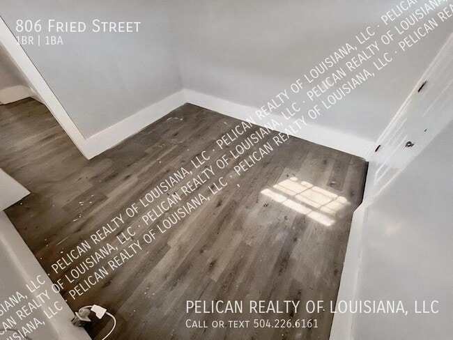 Foto del edificio - 806 Fried St