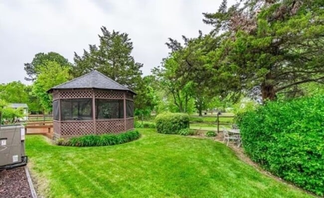 Building Photo - Ranch Home for Rent — $2,500/Month | $2,500 Security Deposit