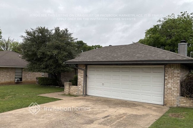 Building Photo - 2127 Chapel Downs Dr