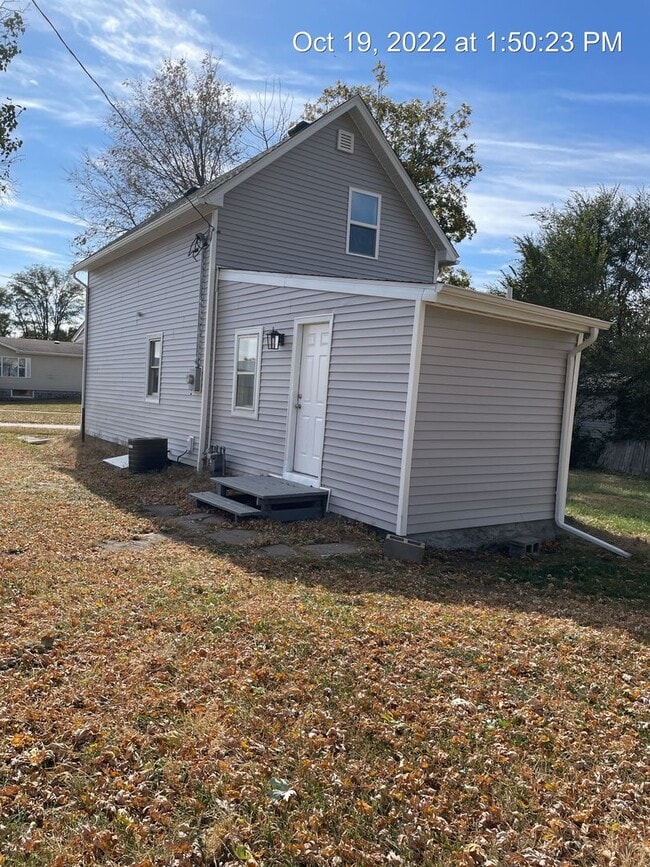 Foto del edificio - Updated 2 bedroom 1 bathroom home-located in Perry, IA