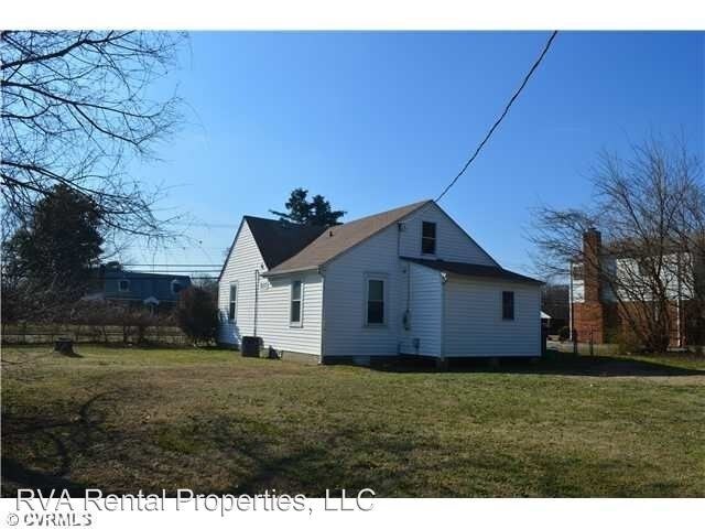 Building Photo - 4 br, 1 bath House - 500 Azalea Ave