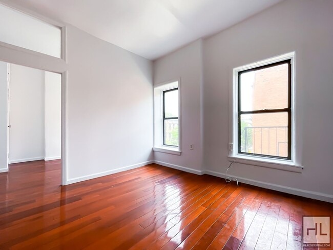 Building Photo - GREENE AVENUE / NO FEE / 2-Months Free / Charming Bed-Stuy 1-Bed 1-Bath / Prime Location