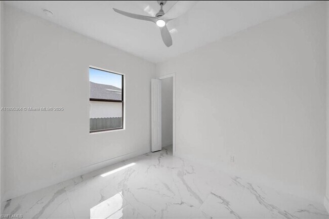 Foto del edificio - 50 NE 4th St