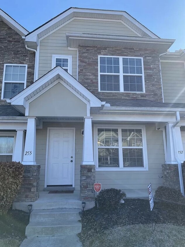 Foto principal - Goodlettsville Townhome