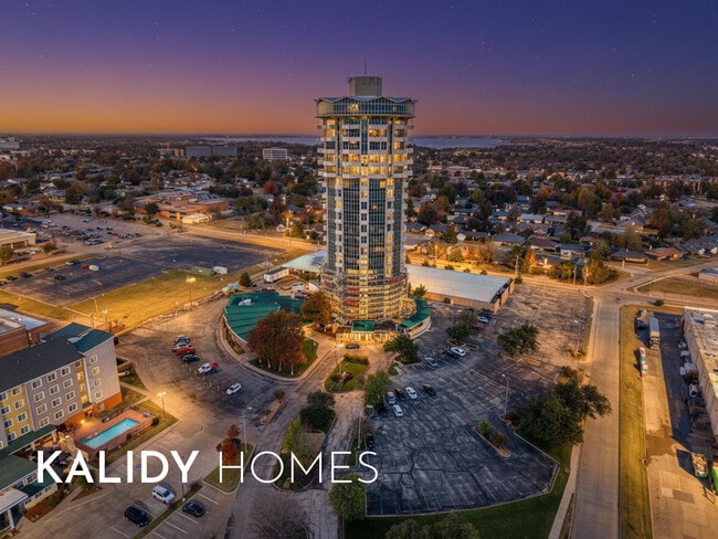 Building Photo - 5900 Mosteller Dr