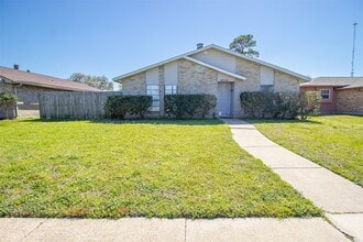 Building Photo - 14010 Meyersville Dr