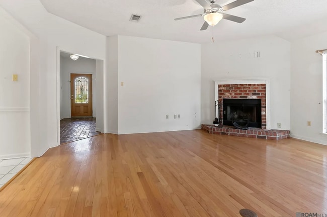 Building Photo - 3674 Brandon Lynn Dr