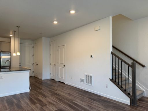 Foto del edificio - 3 Bedroom Townhouse New Build Available NO...