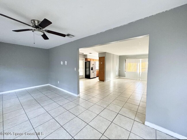 Building Photo - 1700 Cardinal Ct