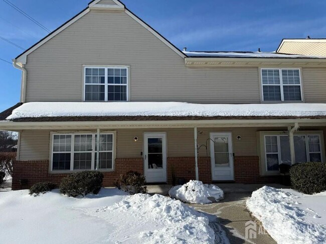 Building Photo - 942 Thomas Ave