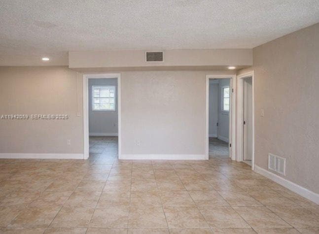 Building Photo - 12275 NE 19th Ave