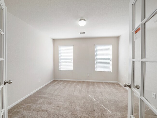 Foto del edificio - 4903 Hidden Nest Ct