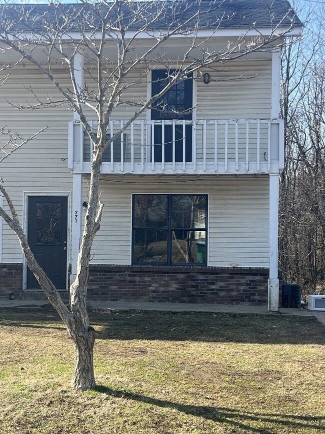 Building Photo - 271 Adkins Cir