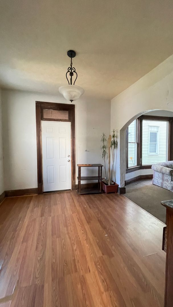 Foto del edificio - Downstairs - 1 Bedroom 1 Bath Apt