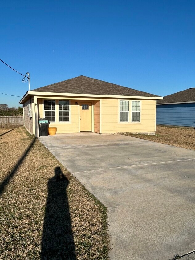 Foto principal - 2724 Avenue D