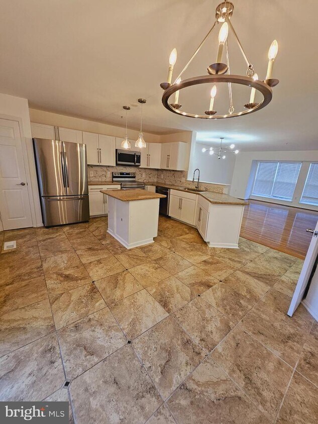 Foto principal - 7507 Belgravia Ln