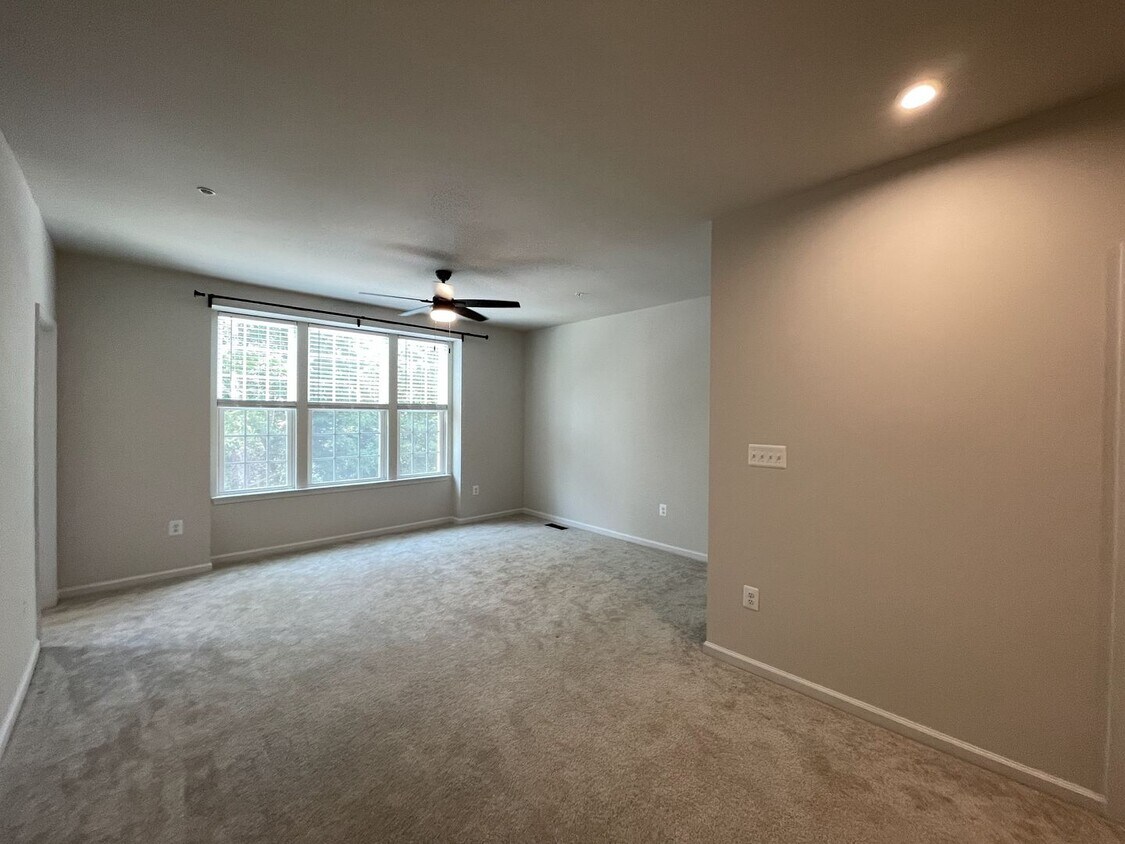 Primary Photo - New 3-Bedroom Condo In Spotsylvania