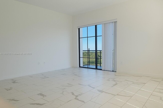 Foto del edificio - 101 E Camino Real