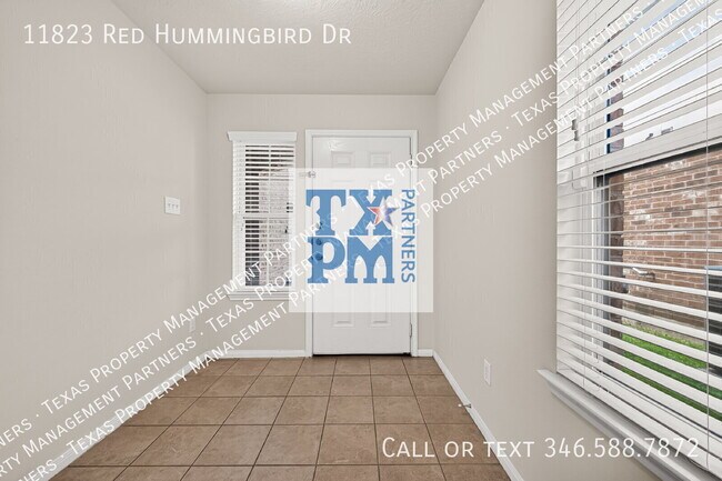 Foto del edificio - 11823 Red Hummingbird Dr
