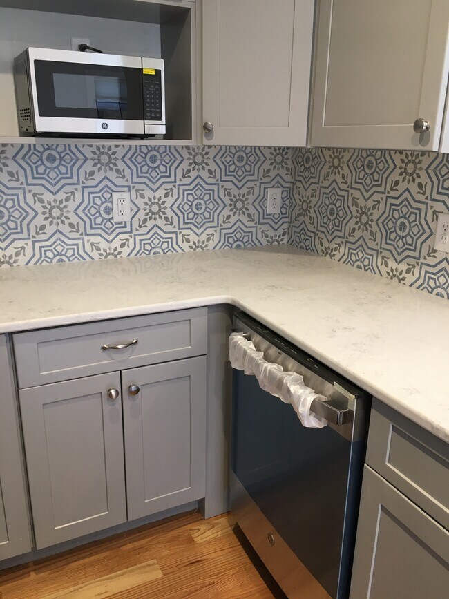 Kitchen - 89-93 Teaneck Rd