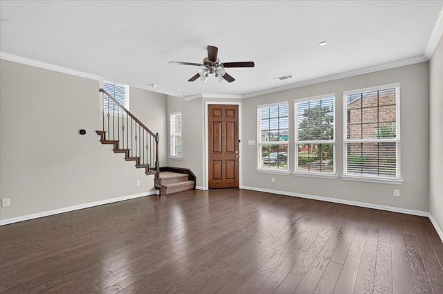 Foto del edificio - 897 Shelby Ln
