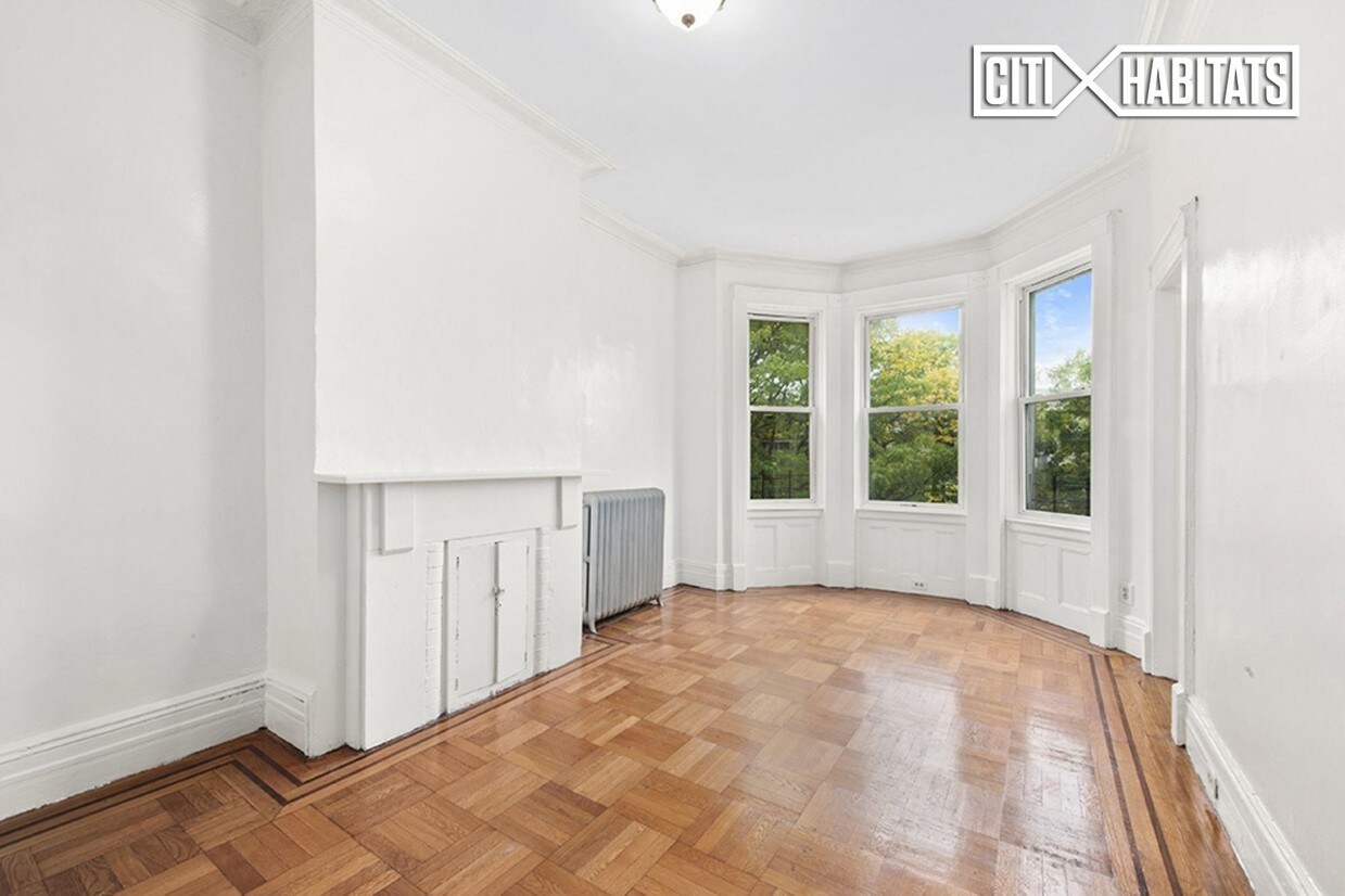 Foto del edificio - 1330 Jefferson Ave