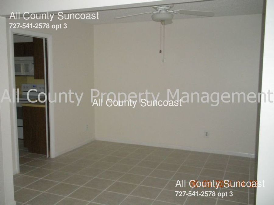Primary Photo - 1070 54th St N