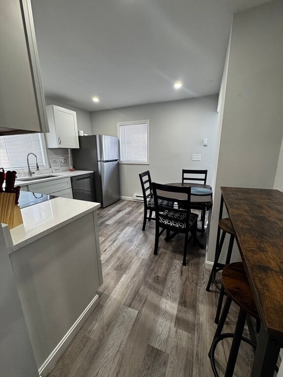 Building Photo - 8 Chamberlain Rd