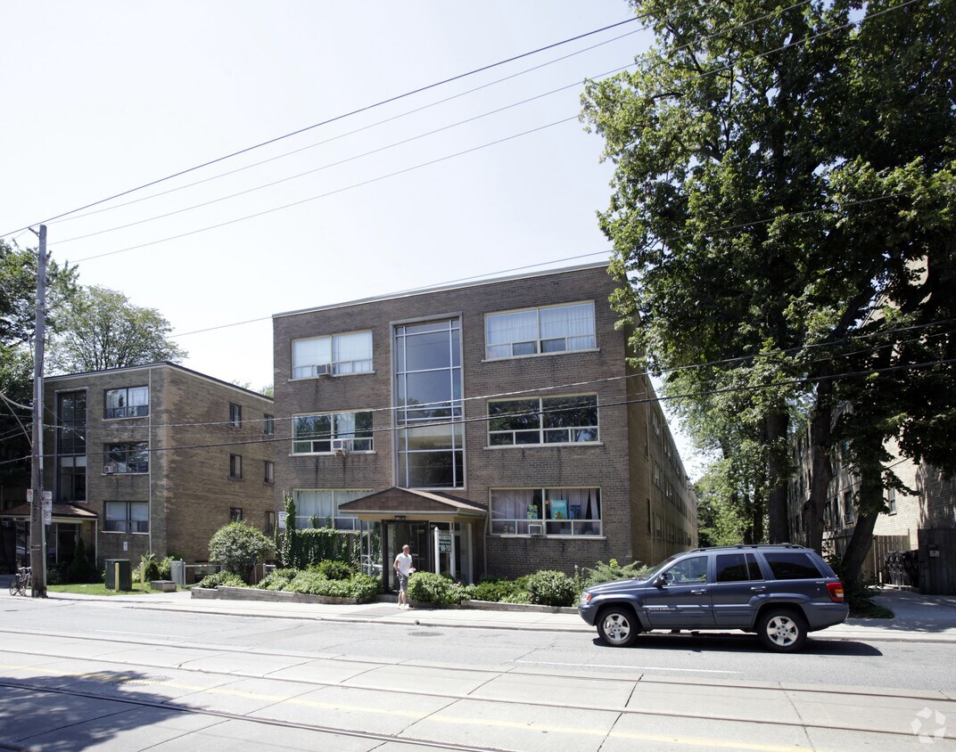 Upper Beach Apartments 140 Kingston Rd Toronto, ON