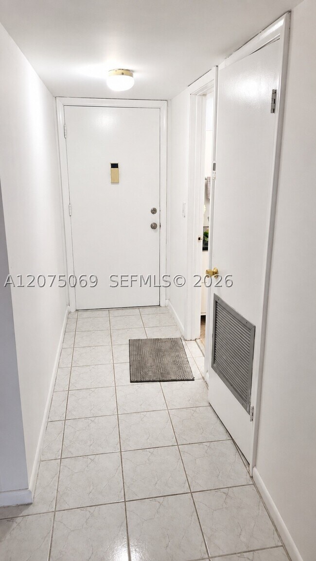 Building Photo - 4770 NW 21st St