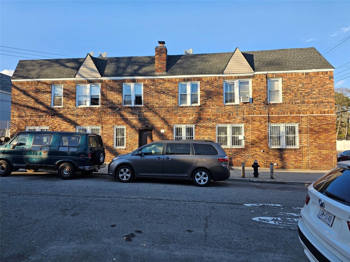 Primary Photo - 111-22 Springfield Blvd