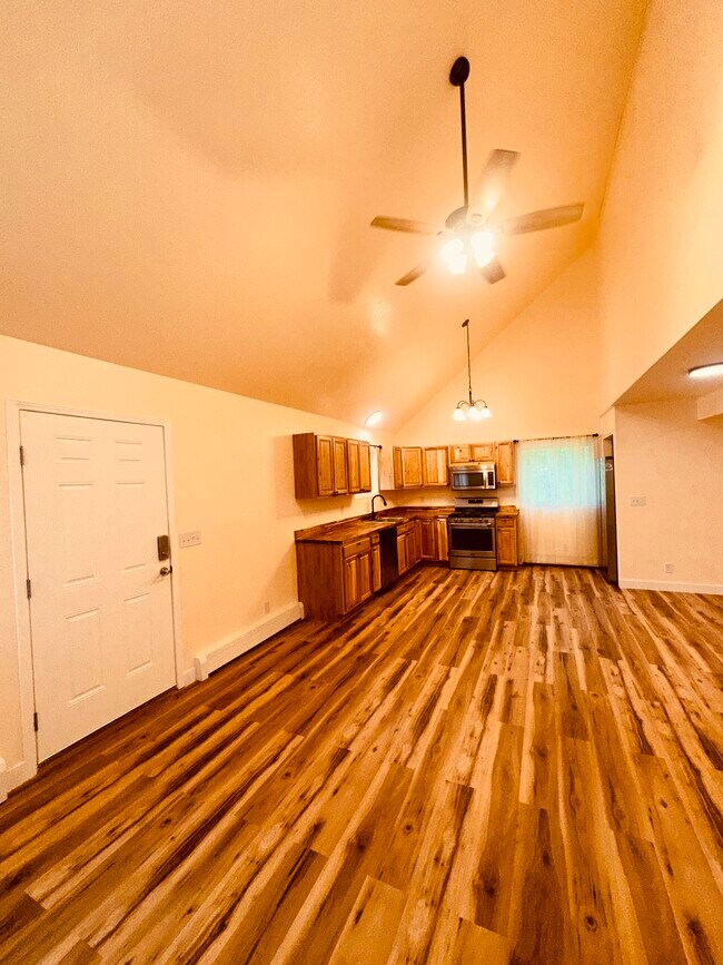 Foto del edificio - 5921 W Locksley Loop