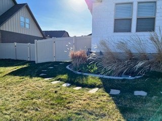 Foto del edificio - 1703 Lyndi Ln