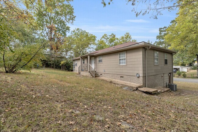 Foto del edificio - 306-306 Glenwood Cir