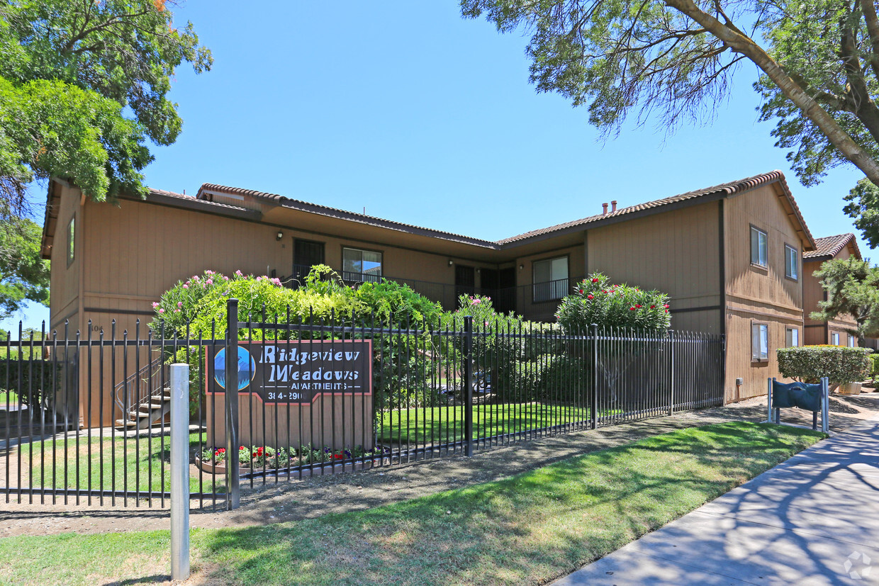 Primary Photo - Ridgeview Meadows Apartments
