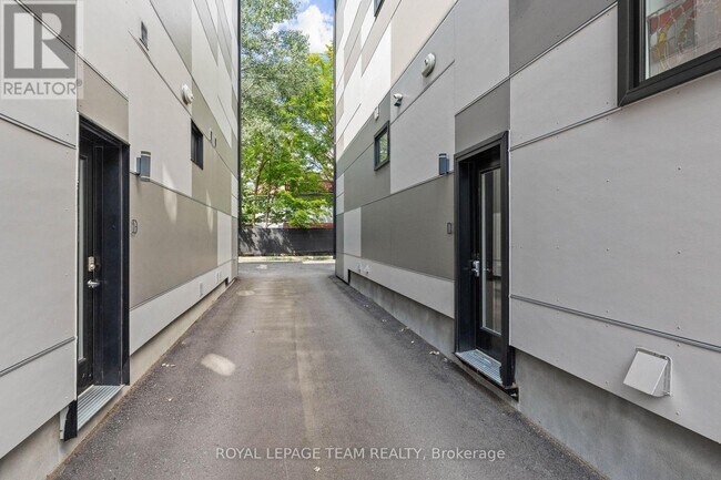 Photo du bâtiment - 423 Ravenhill Ave