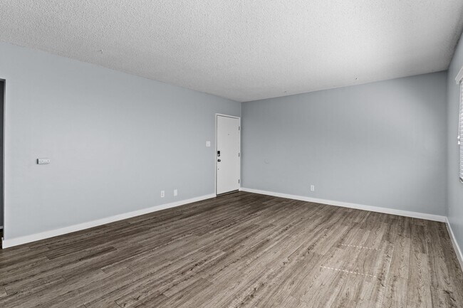 Foto del edificio - 539 E 11th St