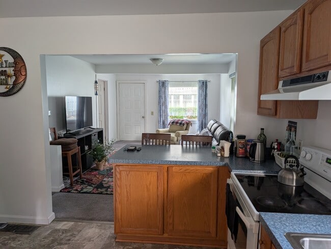 Building Photo - 81 Cecelia Terrace