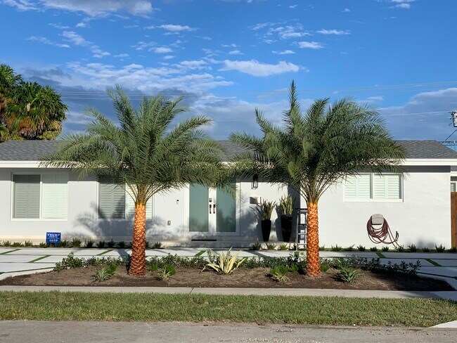 Foto del edificio - 4865 SW 94th Ave