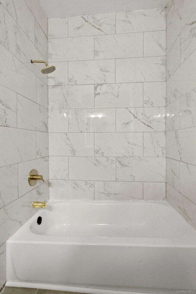 Foto del edificio - 99 Dana Ave