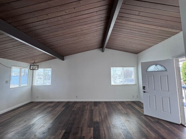 Foto del edificio - 4419 W Rosecrans Ave