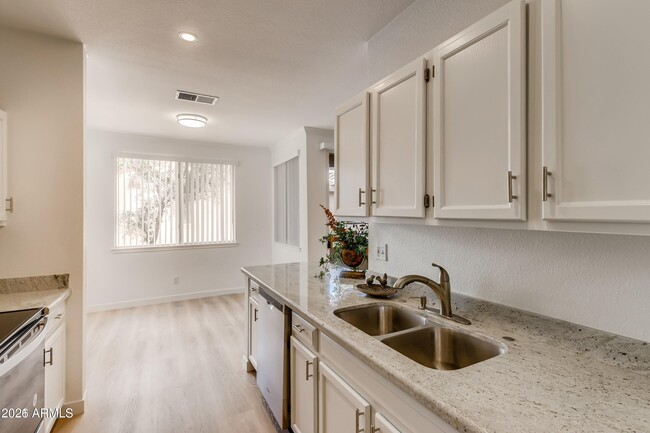 Building Photo - 7009 E Acoma Dr